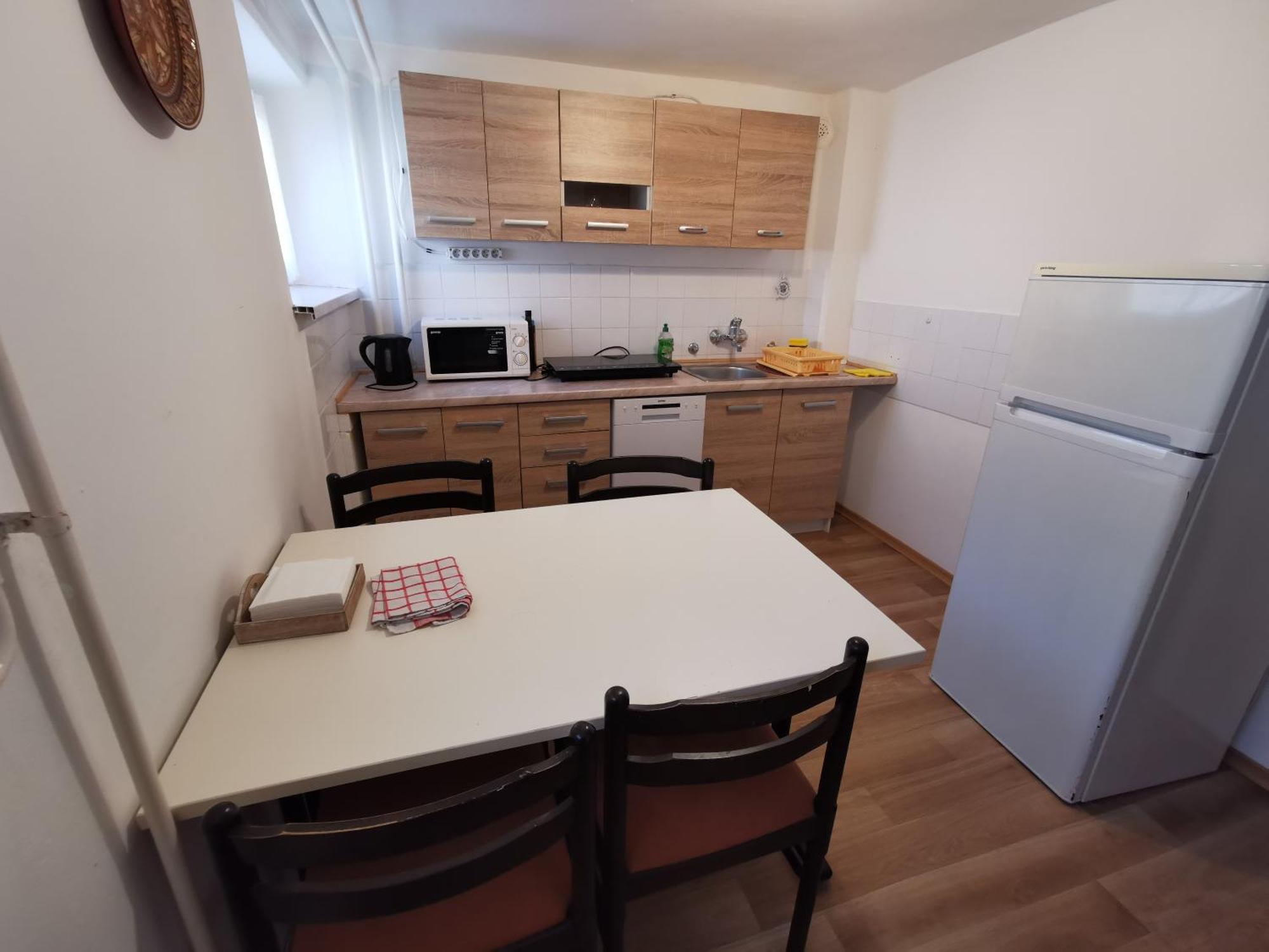 Hotel Na Kopitarjevi Laško Esterno foto