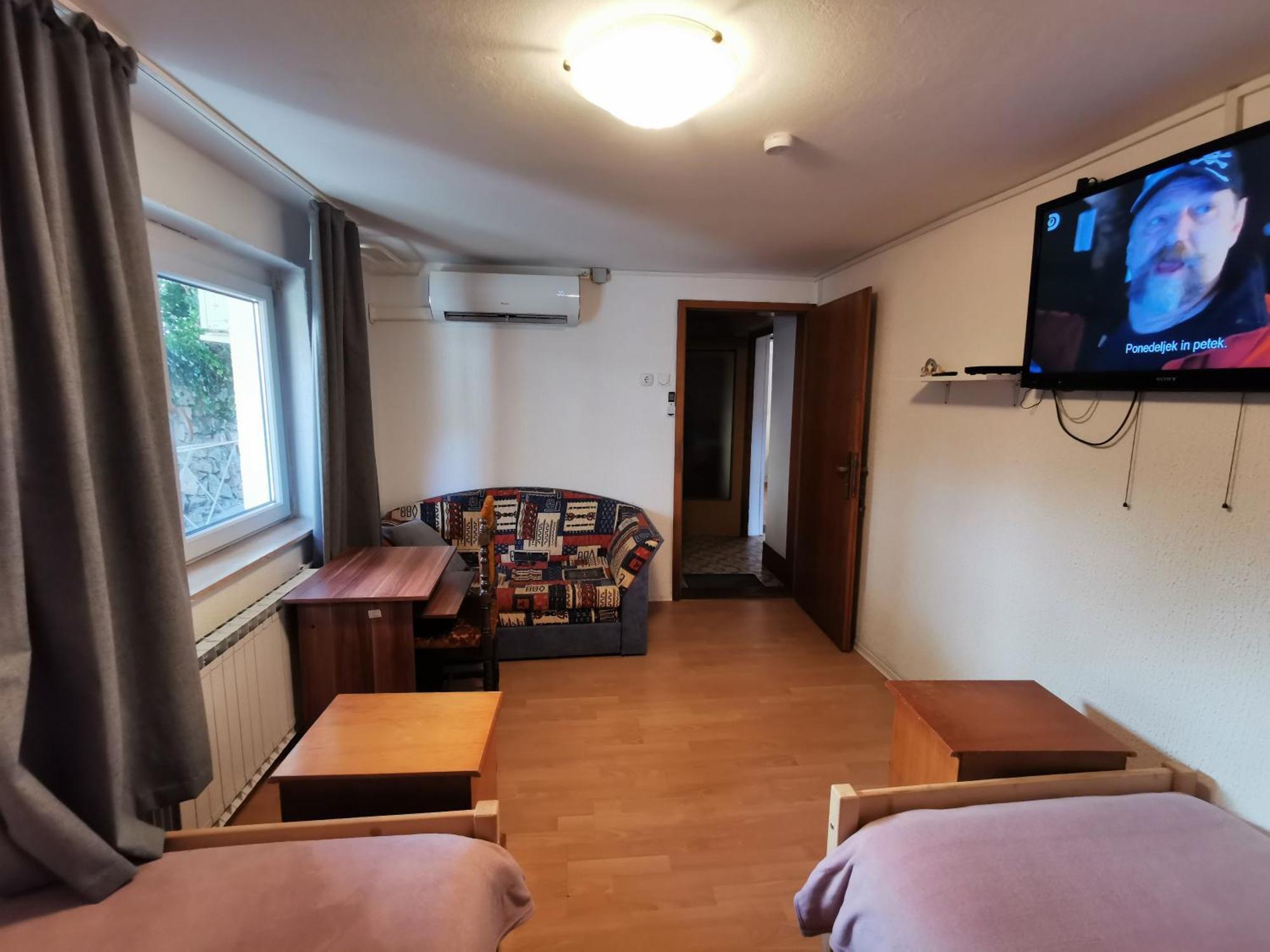 Hotel Na Kopitarjevi Laško Esterno foto