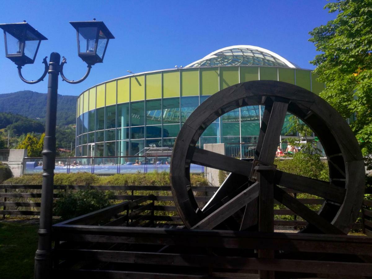 Hotel Na Kopitarjevi Laško Esterno foto